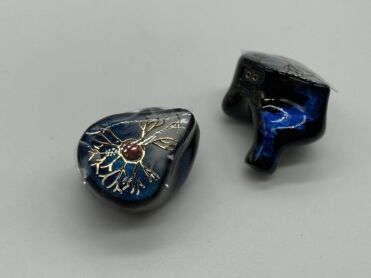 U*k様 Kinera IDUN 2.0 GOLDEN Blue&Black Kinera Idun Golden (Idun 2.0) Review - Major HiFi