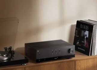 Yamaha R200A Stereo Receiver Combines 100W Power, Bluetooth, and Vinyl Playback
