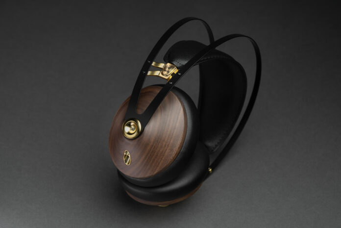 20 - 99 CLASSICS 2ND GEN - photo asset