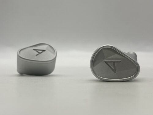 Astell & Kern Clarus pair 