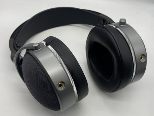 Audeze LCD-S20 above