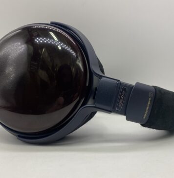 Audio-Technica ATH-AWX7000 Review: Beautiful Wood, Bold Sound