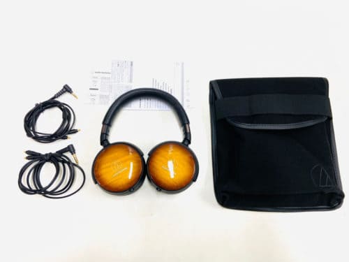 Audio-Technica ATH-WP900 package contents