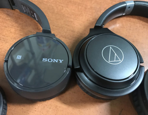 Best Wireless Headphones Sony WH-CH500 vs Audio Technica ATH-S200BT Earcups