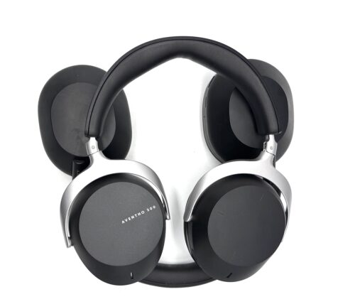 Beyerdynamic AVENTHO 300 Sony WH1000XM5 Comparison Review Which one is best