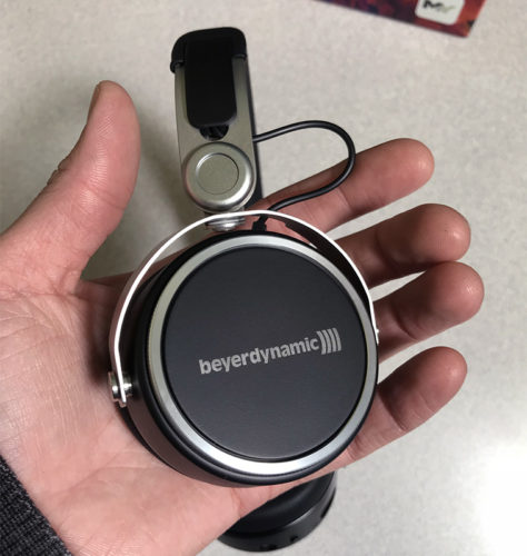 Beyerdynamic Aventho Wireless headphones earcup