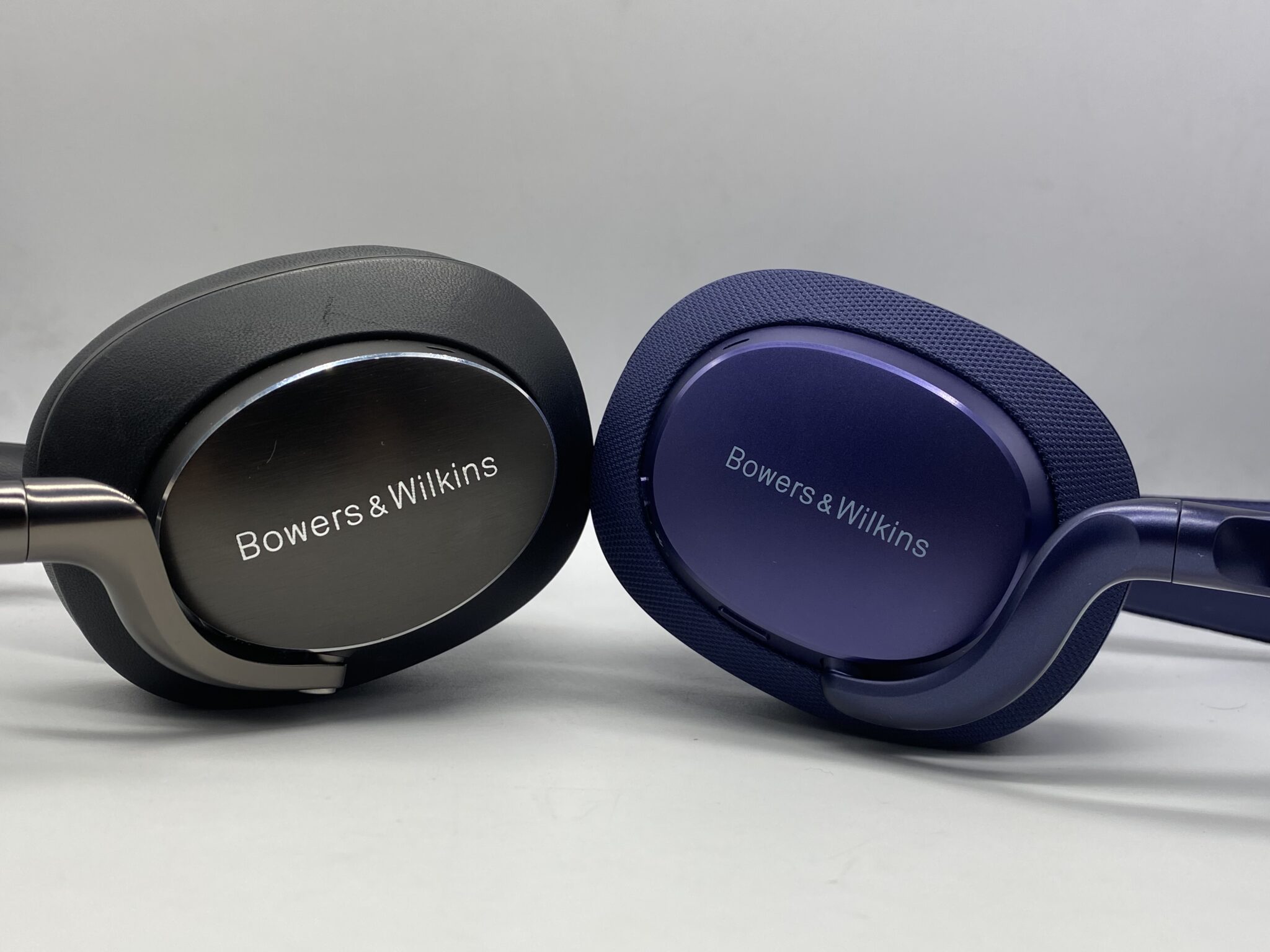 Bowers & Wilkins PX7 S3 vs PX8 – Which Bluetooth Headphone Should You ...