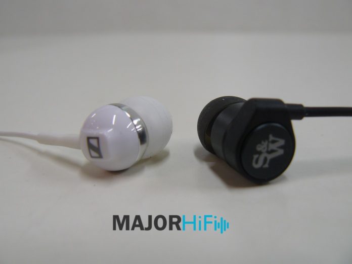 Sennheiser CX 100 and Strauss & Wagner EM205 wired earbuds