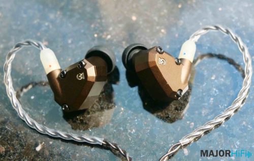 Campfire Audio Holocene Review – 3 BA IEM with Glowing Cable