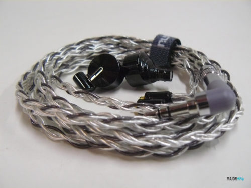 IEMs with detachable chord