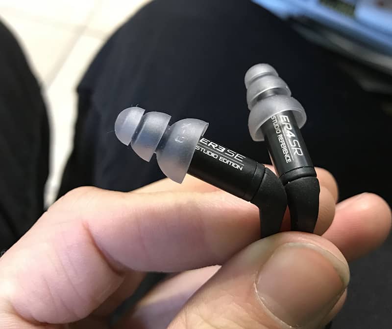 Etymotic ER3SE vs Etymotic ER4SR Earphone Comparison Review