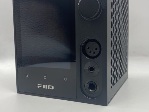 Fiio R7 outputs 