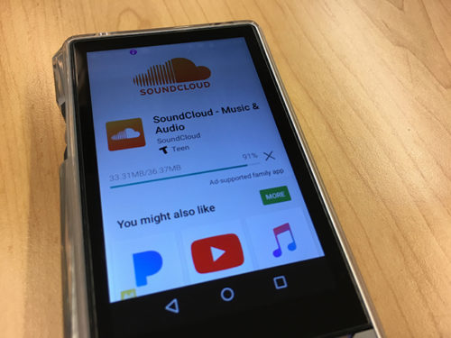 Fiio X7 Mark II with installed Soundcloud app
