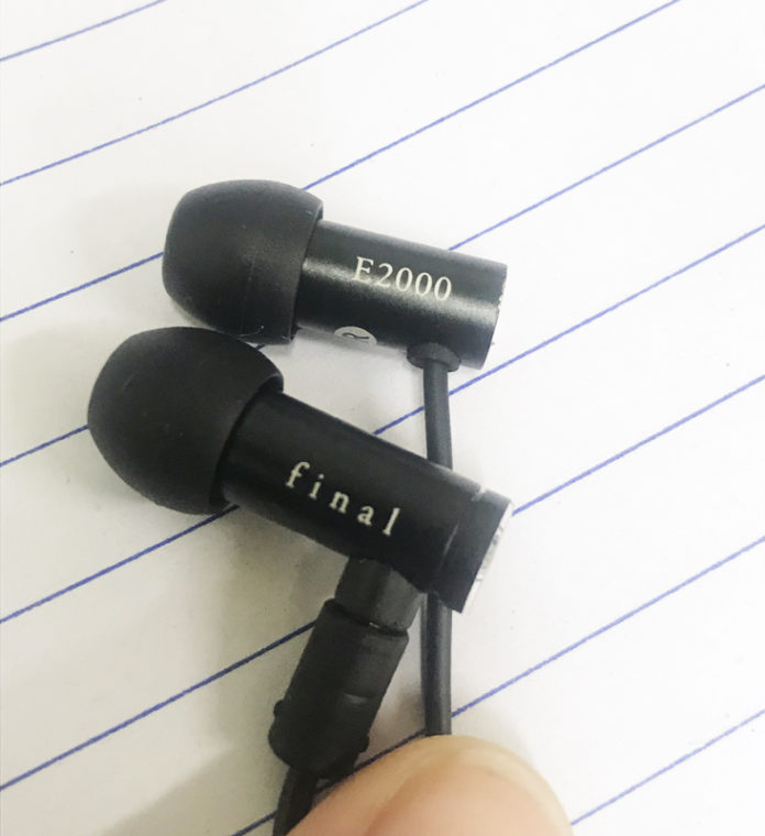 Final Audio E4000 vs Final Audio E2000 best earphones