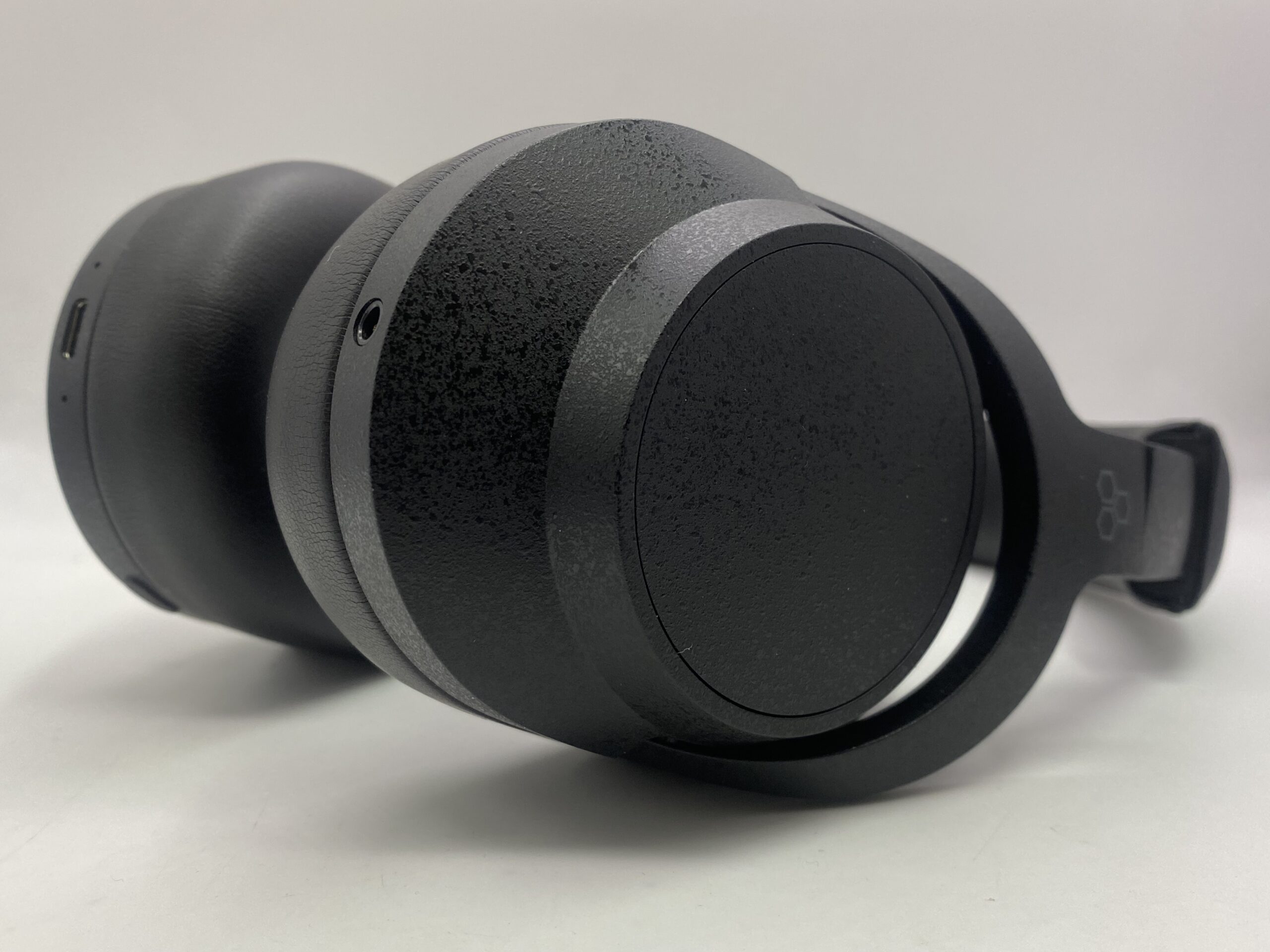 【ほぼ新品】final UX5000 Final Audio UX5000 Review: Affordable ANC Headphones with