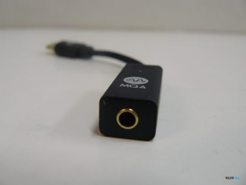 headphone connector 