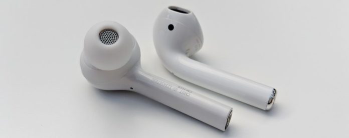 Huawei Freebuds AirPods Knock-Offs with Twice the Battery, But More Expensive