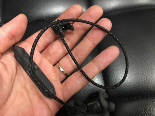 Under Armour Sport Wireless React by JBL material insulated cable