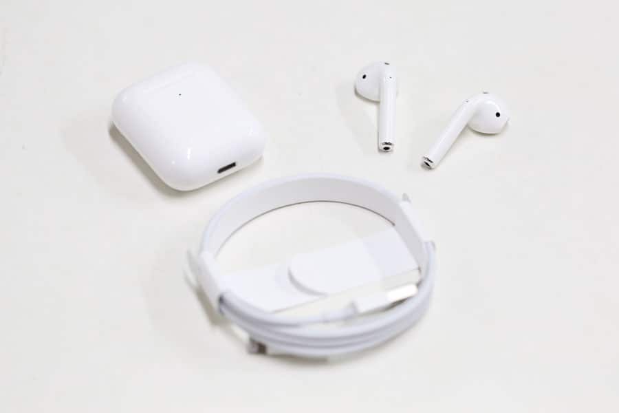 MajorHiFi: Apple AirPods 2 Review with included accessories