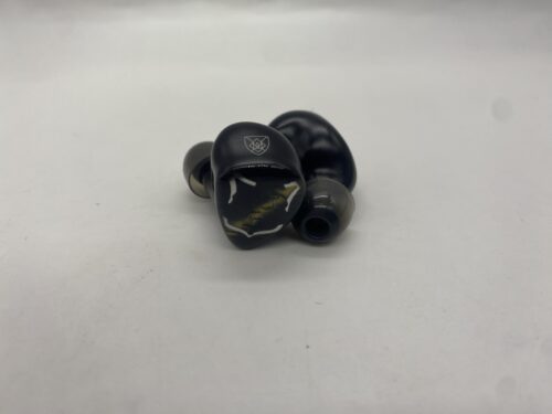 Noble Audio Vanguard, rest