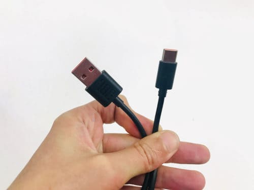 USB-C charging cable included with Flip 5