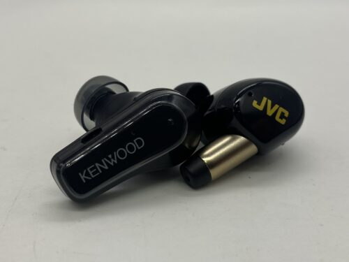 JVC Kenwood Glass Core Pro vs JVC Wood Masterpiece single 