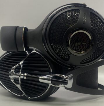 Meze Arta vs Focal Utopia 2022: Flagship Open-Back Headphones Compared