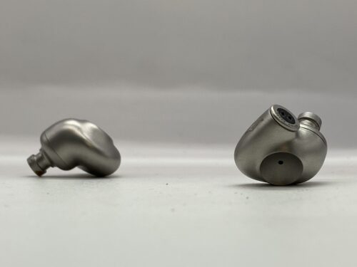 Meze Astru Review pair