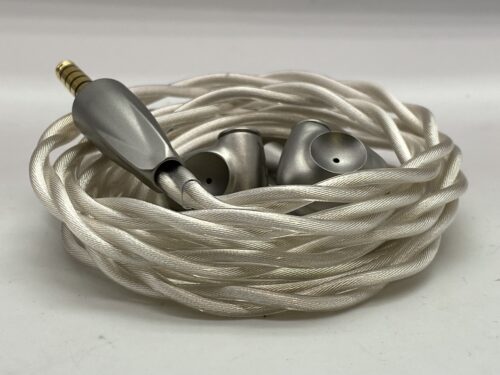 Meze Astru Review cable