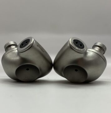 Meze Astru Review: Titanium Build Meets Audiophile-Grade Sound