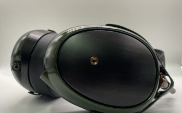 Meze Audio Strada Review: Can This Mid-Budget Closed-Back Rival Flagship Models?