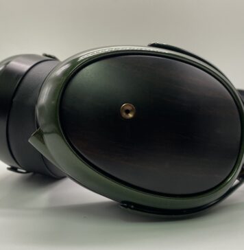 Meze Audio Strada Review: Can This Mid-Budget Closed-Back Rival Flagship Models?