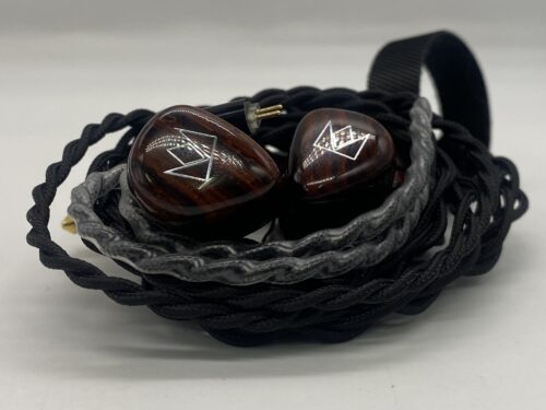 Noble Audio Lu Ban  cable 