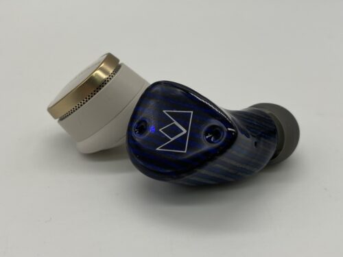 Noble FoKus Prestige Encore vs Bowers & Wilkins Pi8 single 