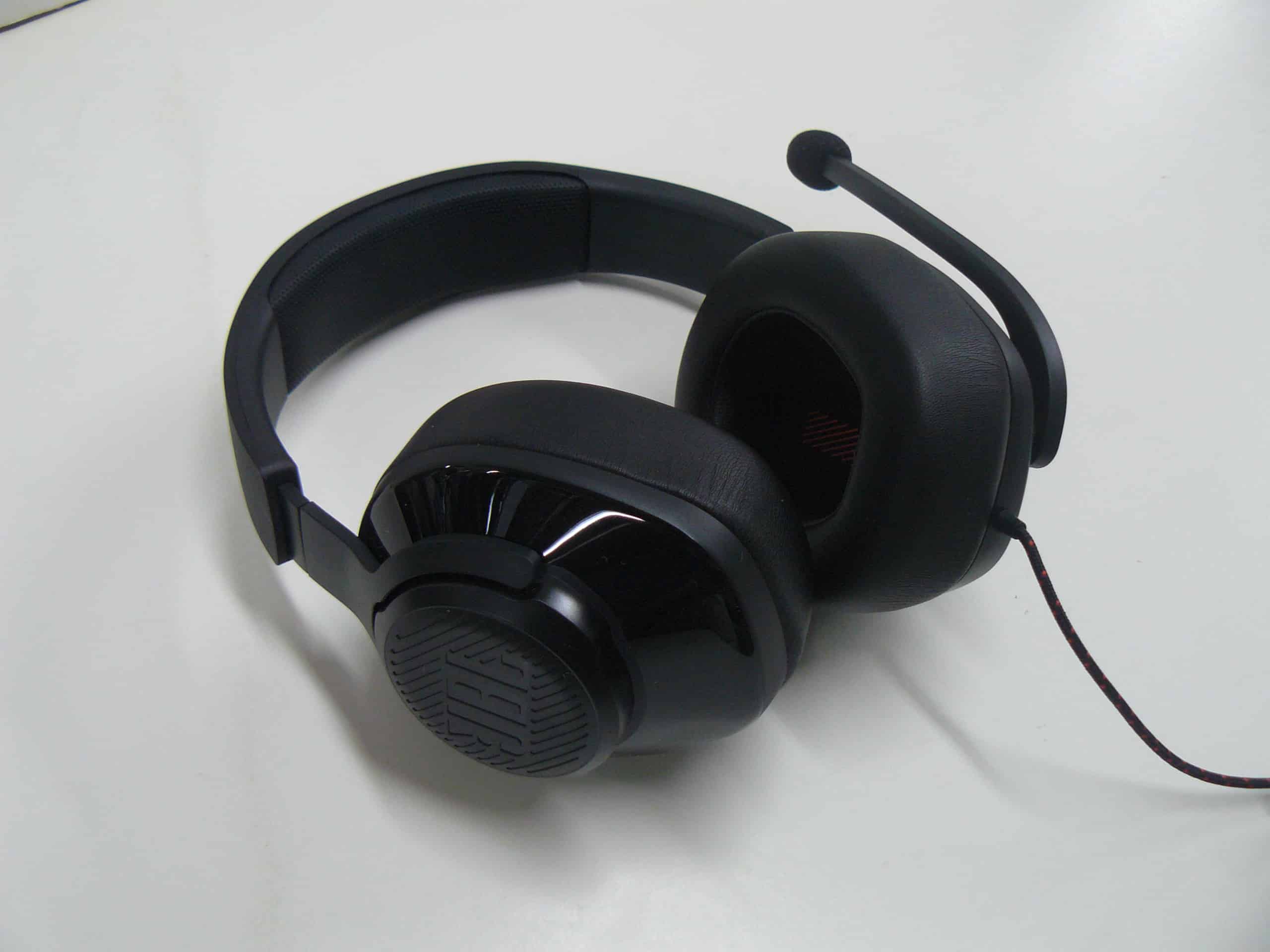 JBL Quantum 200  Wired Gaming Headphones