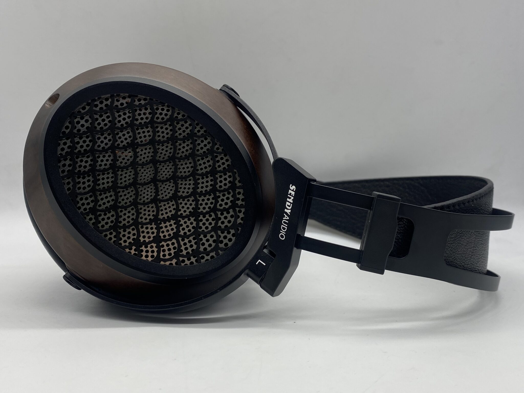 Sendy Instrument Sendy Audio Aiva 2 Review - Major HiFi