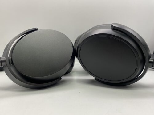 Sennheiser Momentum 5 vs Momentum 4 side 
