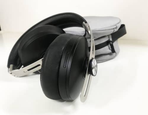 Best noise cancelling headphones for travel Sennheiser momentum 3 wireless headphones