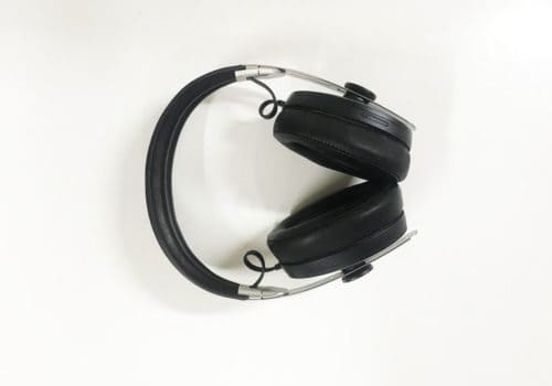 Best Headphones from Sennheiser Sennheiser Momentum 3 Wireless Headphones