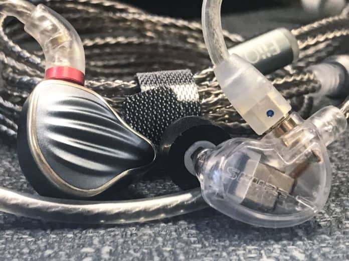 FiiO FH5 vs Shure SE425 Comparison Review Major HiFi