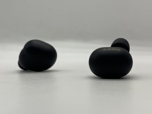 Sony WF-1000XM6 pair 