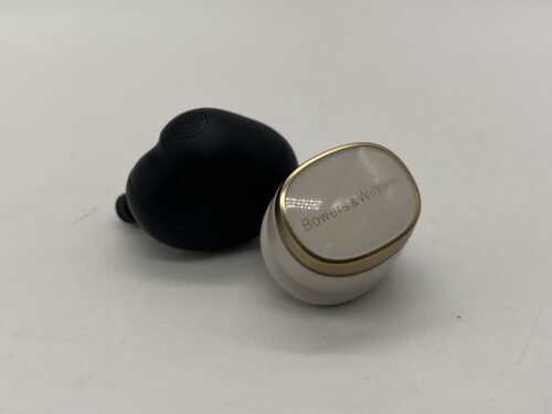 Sony WF-1000XM6 vs Bowers & Wilkins Pi8 single 