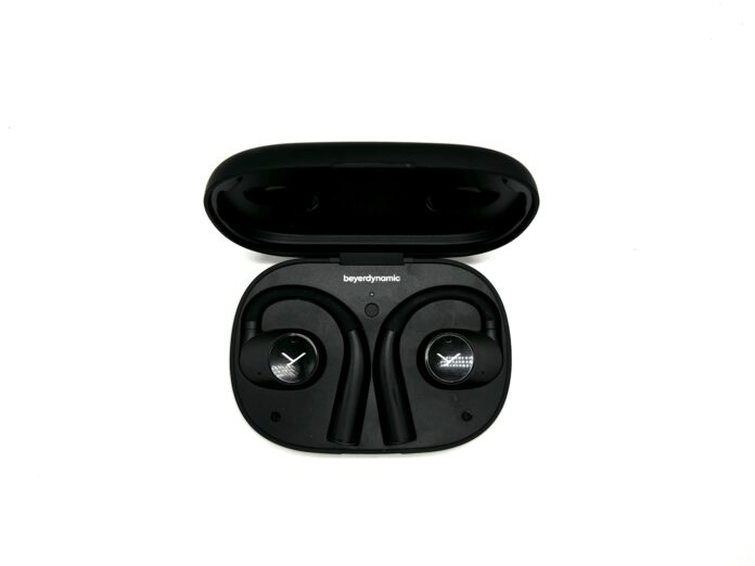 Beyerdynamic Verio 200 TWS earbuds inside their carrying case