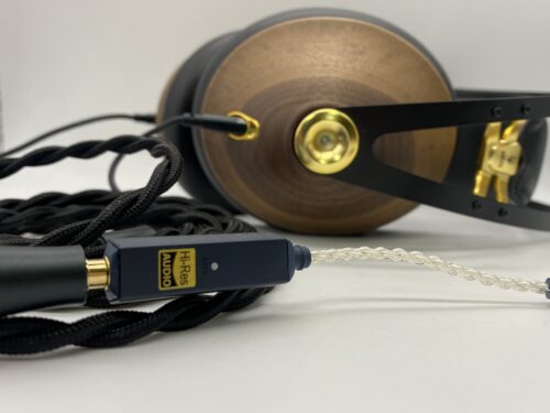 iFi GO Link 2 Meze 99 Classics V2