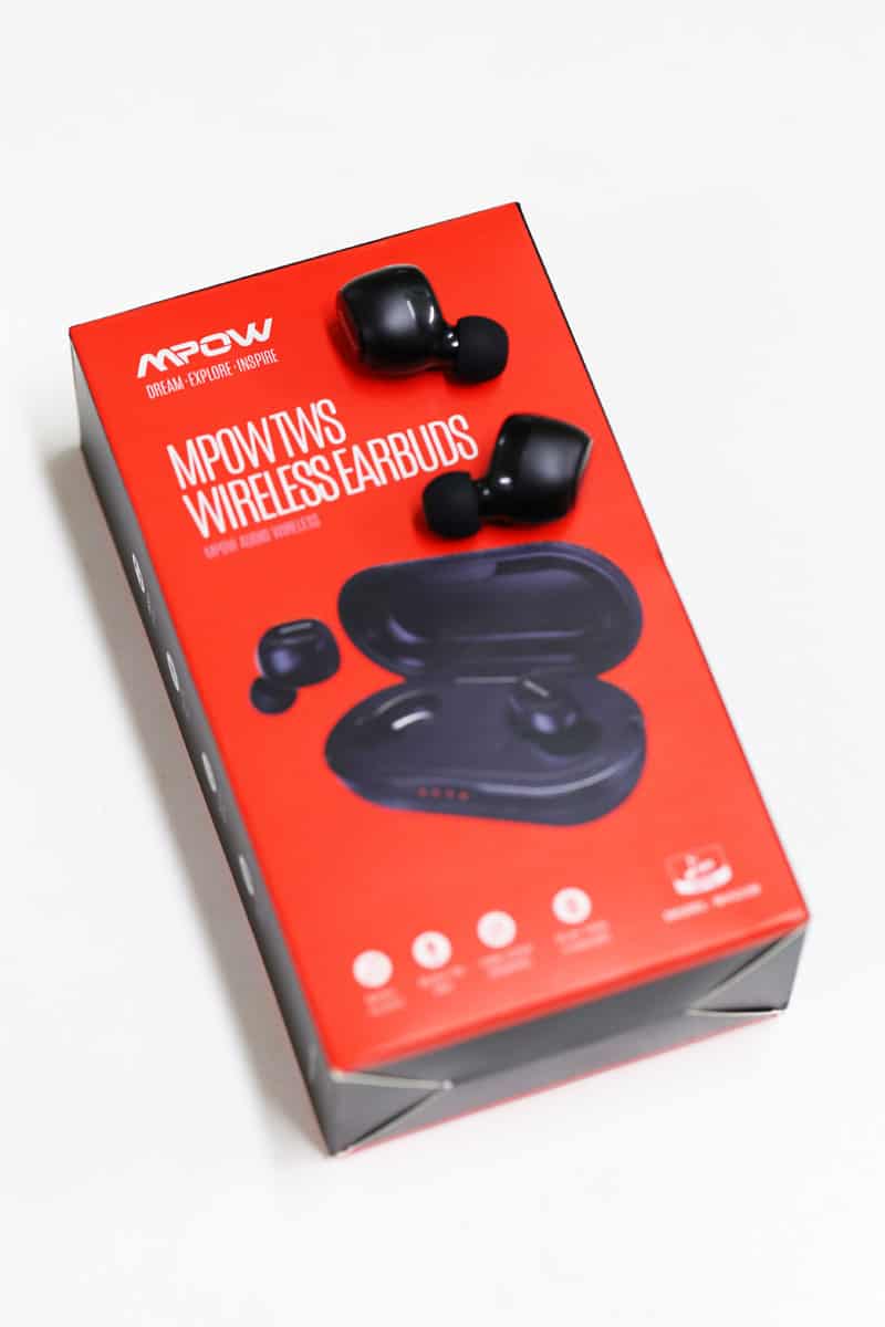 MPOW T5 Review box with earphones