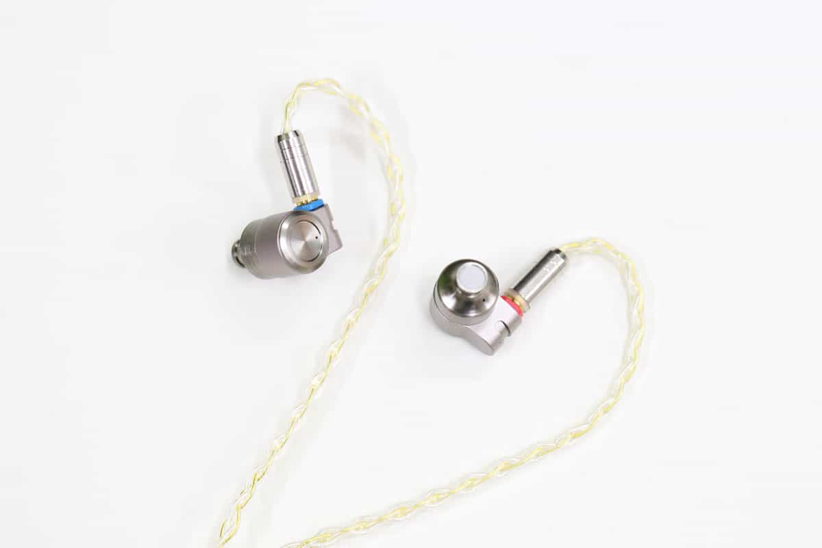 Tin Hifi T3 earphones from top with cable